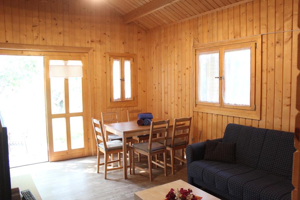 Camping Tropical Almuñécar מראה חיצוני תמונה