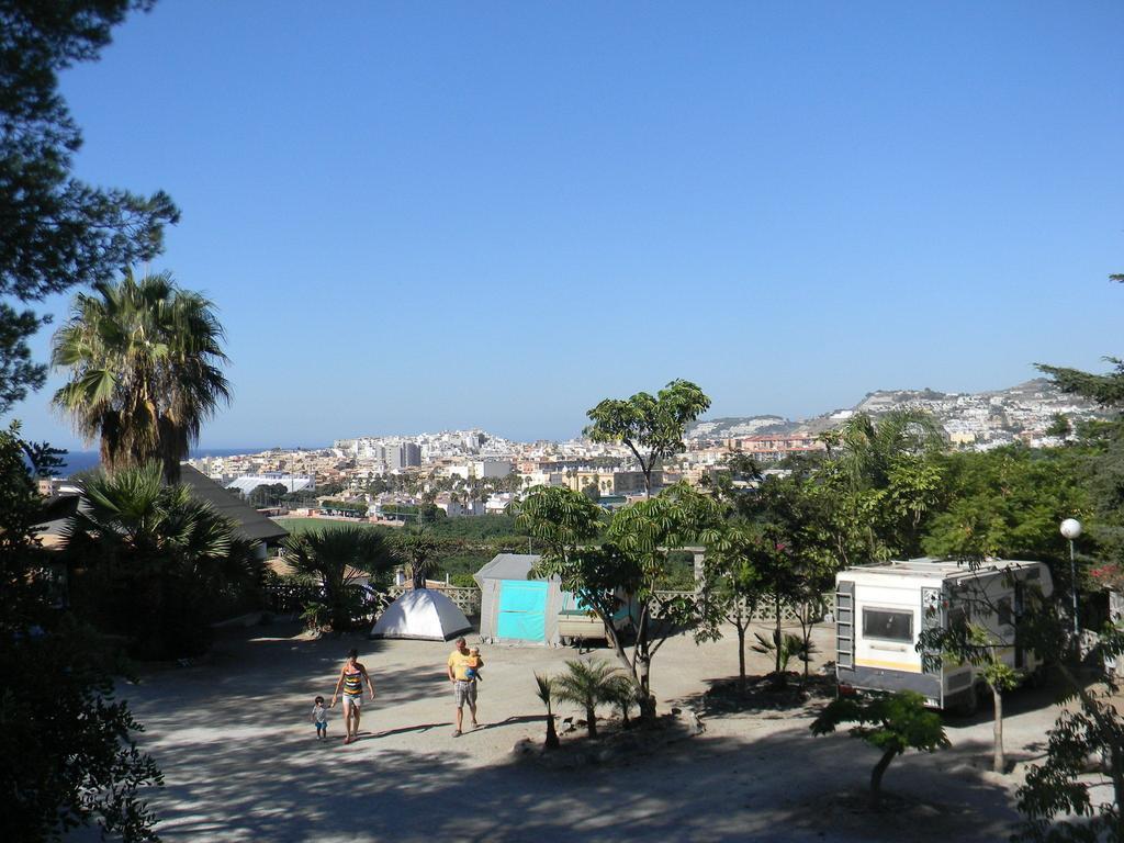 Camping Tropical Almuñécar מראה חיצוני תמונה